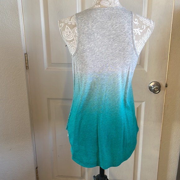 Brand New,Never used, tag still attached,Express grey&green sequence tank top. - Picture 4 of 8